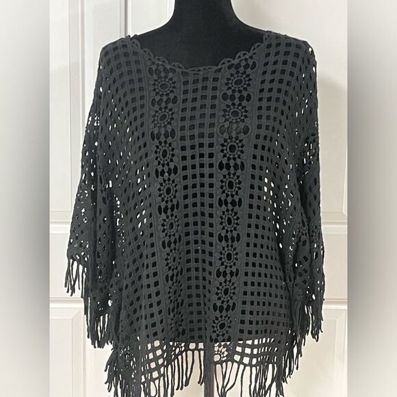 Boston Proper Effortless Crochet Poncho - Picture 1 of 8